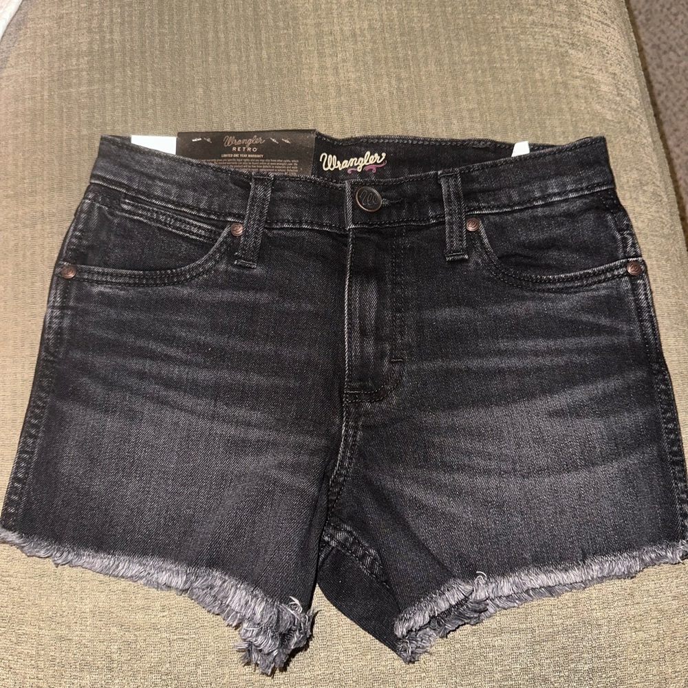 Wrangler Retro Bailey Black Wash High Rise Hi-Lo Cut & Frayed Shorts size 27